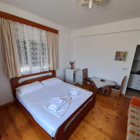 Rey Garden Villa Vlorë Eksteriør bilde